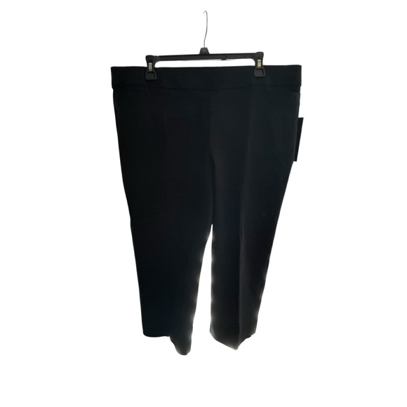 Briggs New York Pants - Briggs New York Black Cropped Pants